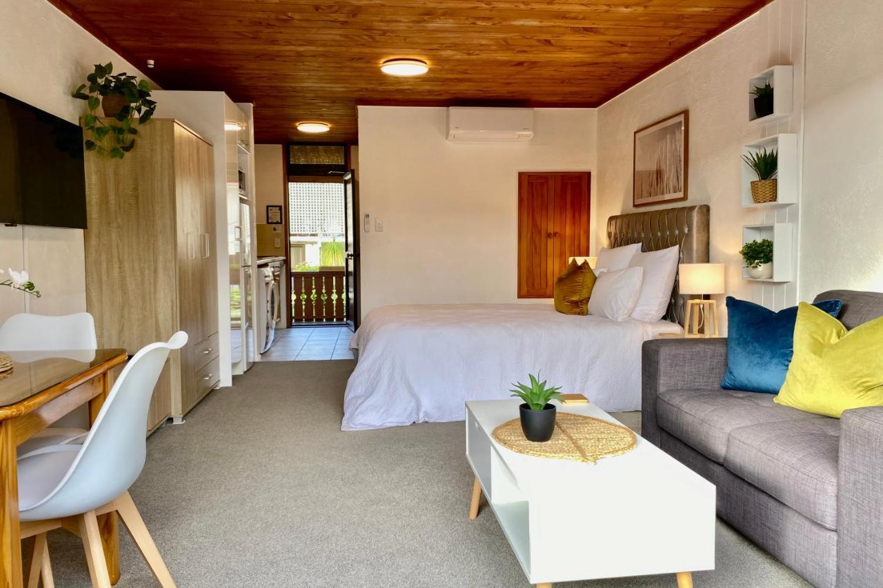 The Swiss Chalet Holiday Apartment 5, Bay Of Islands Paihia Exteriör bild